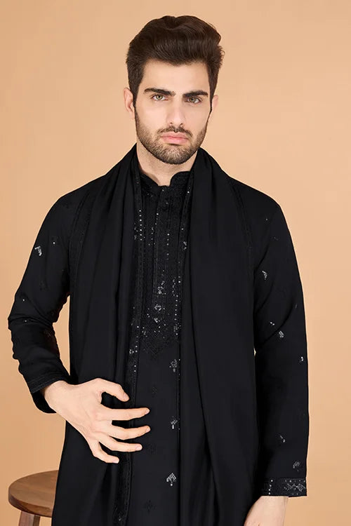Stylish Black Kurta for Men with Thread Work Design